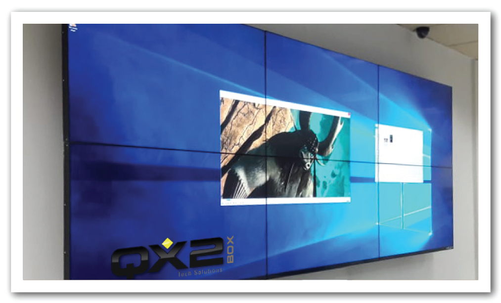 Carrefour CD Video Wall 3x2